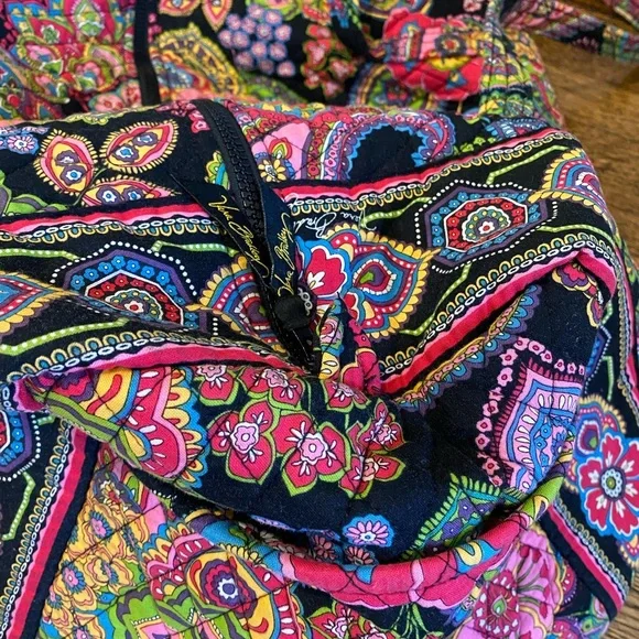 Vera Bradley Duffle - Picture 6 of 6